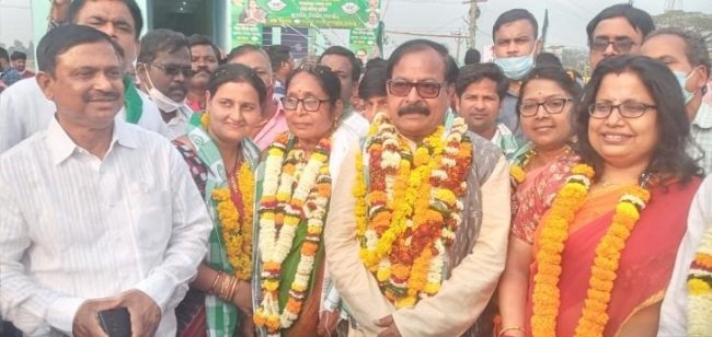 ୬ନମ୍ବର ଜୋନରେ ଜିଲ୍ଲା ପରିଷଦ ପ୍ରାର୍ଥୀନୀଙ୍କ ପାଇଁ ପ୍ରଚାର କଲେ ବିଧାୟକ