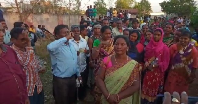 ହାଟବାଦଡା ଗ୍ରାମପଞ୍ଚାୟତ ସମିତି ସଭ୍ୟା ପ୍ରାର୍ଥୀନୀଙ୍କ ଜୋରଦାର ପ୍ରଚାର