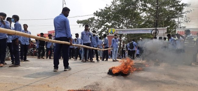 ପରୀକ୍ଷାକୁ ଛାତ୍ରଛାତ୍ରୀଙ୍କ ବିରୋଧ
