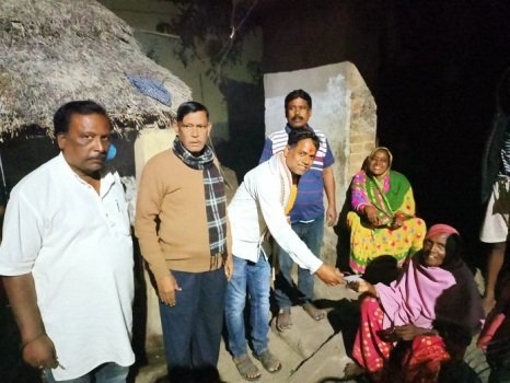 ସରପଞ୍ଚ ପ୍ରାର୍ଥୀଙ୍କ ଘର ଘର ବୁଲି ନିର୍ବାଚନ ପ୍ରଚାର