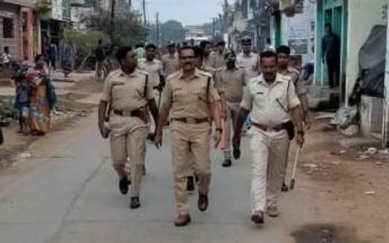 ପୋଲିସ୍ ର ଫ୍ଲାଗମାର୍ଚ୍ଚ