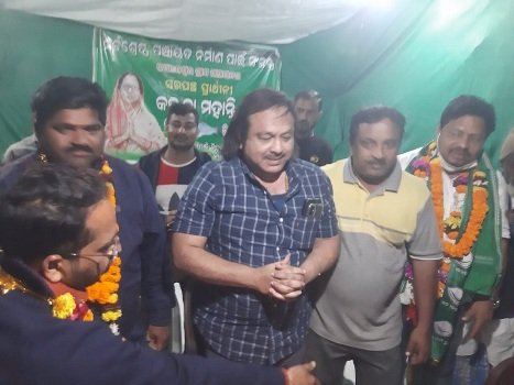 ଡାକ୍ତର ସାମି ସଲିମଙ୍କ ସଂଖ୍ୟାଲଘୁ ଜୋନରେ ନିର୍ବାଚନ ପ୍ରଚାର