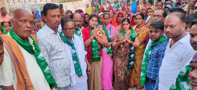 ସରପଞ୍ଚ ପ୍ରାର୍ଥୀନୀ ଓ  ସମିତିସଭ୍ୟ ପ୍ରାର୍ଥୀନୀଙ୍କ ଜୋରଦାର ପ୍ରଚାର