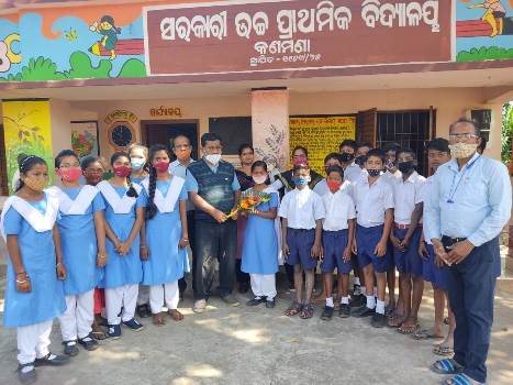 ମେଧାବୃତ୍ତି ପାଇଲେ ପଂଚମ ଶ୍ରେଣୀ ଛାତ୍ରୀ ଗାୟତ୍ରୀ
