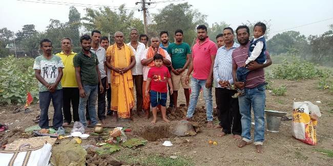 ରାଧାକୃଷ୍ଣ ମନ୍ଦିର ନିର୍ମାଣ ଲାଗି ଭୂମୀପୂଜା
