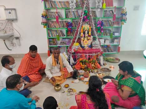 କୋଭିଡ କଟକଣା ମଧ୍ୟରେ ସବୁଠି ପୂଜା ପାଇଲେ ମା’ସରସ୍ୱତୀ