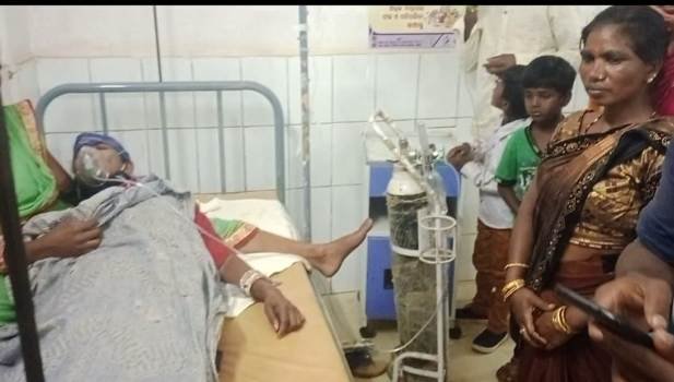 ସାନ ଭାଇର ସ୍ତ୍ରୀ ର ମାଡ଼ରେ ବଡ଼ ଭାଇର ସ୍ତ୍ରୀ ଗୁରୁତର