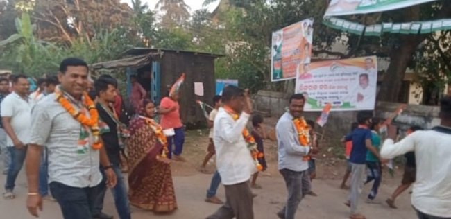 ୨୧ନମ୍ବର ୱାର୍ଡରେ କଂଗ୍ରେସ ପ୍ରାର୍ଥୀ ଲିଙ୍ଗରାଜଙ୍କ ପ୍ରଚାର ଯୋରଦାର