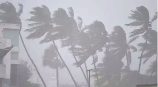 ଭୟଙ୍କର ରୂପ ନେଉଛି ସାଇକ୍ଲୋନ 'ଅସାନୀ' : ମତ୍ସ୍ୟଜୀବୀଙ୍କୁ ସମୁଦ୍ର ନ ଯିବାକୁ ସତର୍କ କଲା ଆଇଏମଡି