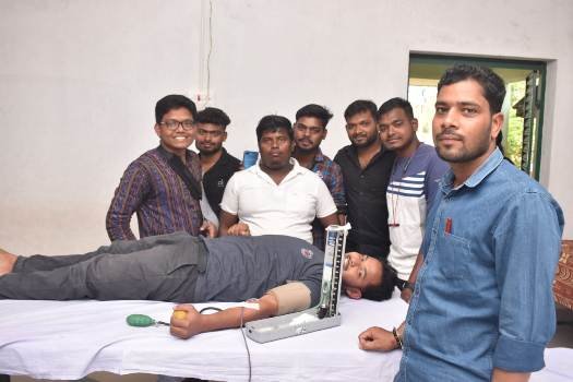ସୁନିତା ପୋଲାଇ ସ୍ମାରକୀ ରକ୍ତଦାନ ଶିବିର