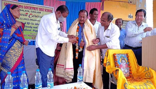 ସୁବଳୟା ହାଇସ୍କୁଲରେ ଅବସରକାଳୀନ ବିଦାୟ ସମ୍ବର୍ଦ୍ଧନା ସଭା