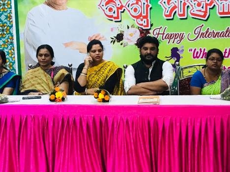 ରାଇରଙ୍ଗପୁରରେ ବିଜୁ ମହିଳା ଜନତା ପକ୍ଷରୁ ବିଶ୍ୱ ମହିଳା ଦିବସ ପାଳିତ