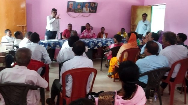 ହଦଗଡ ସରପଞ୍ଚଙ୍କ ଦ୍ୱାରା ସ୍କୁଲ କମିଟି ବୈଠକ