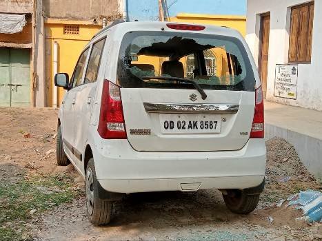 ବିଜେପି ପ୍ରଭାରୀ ତଥା ରାଜ୍ୟ ବିଜେପି ପ୍ରବକ୍ତାଙ୍କ ଗାଡିକୁ ଦୁର୍ବୁତ୍ତ ଭାଙ୍ଗିଲେ