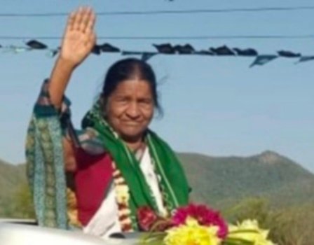 କନ୍ଧମାଳ ଜିଲ୍ଲା ପରିଷଦ ଉପାଧ୍ୟକ୍ଷା ଭାବେ ନିର୍ବାଚିତ ହେଲେ ସାଧବାଣୀ ନାୟକ