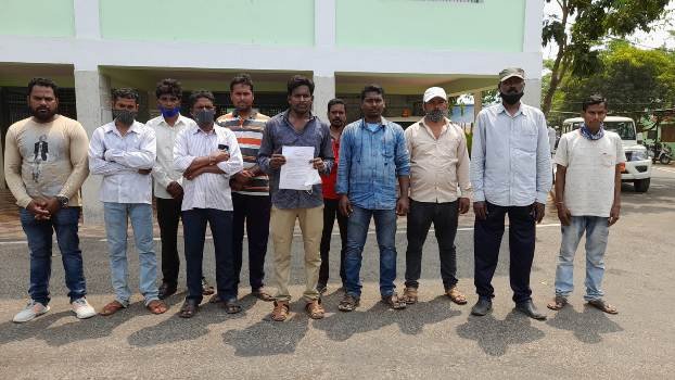 ଜିଲ୍ଲାପାଳଙ୍କୁ ଗୁହାରି କଲେ ଆଇଆରଇଏଲ କମ୍ପାନୀର କାର୍ଯ୍ୟ କରୁଥିବା କର୍ମଚାରୀ