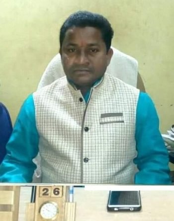 ପଟ୍ଟାମୁଣ୍ଡାଇ ପୌର ରଣାଙ୍ଗନ ହେମନ୍ତଙ୍କ ପାଇଁ କୃଷ୍ଣ ସାଜିଛନ୍ତି ଧ୍ରୁବ
