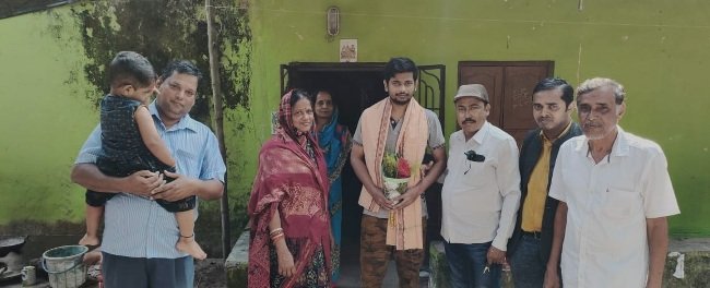 ୟୁକ୍ରେନରୁ ଫେରିଲେ ମେଡିକାଲ ଛାତ୍ର ସମ୍ବିତ ଶୁଭଙ୍କର