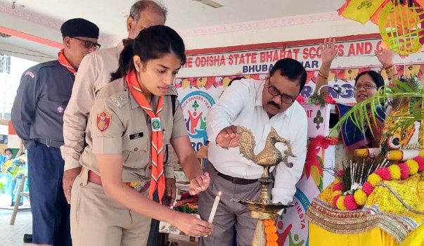 ସ୍କାଉଟସ୍ ଏବଂ ଗାଇଡସ୍‌ ଉଦ୍‌ଯାପିତ ହେଲା ରୋଭର ରେଞ୍ଜର ଫିଏଷ୍ଟା