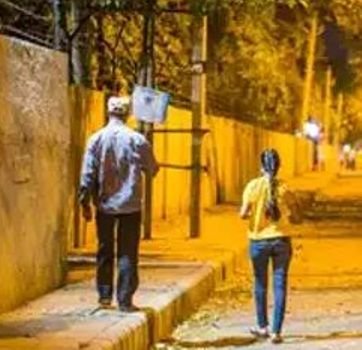 ବିନା କମେଣ୍ଟରେ ବାପାଙ୍କ ସହ ଝିଅ ବି ରାସ୍ତାରେ ଯାଇ ପାରୁନାହାନ୍ତି : କୋର୍ଟ
