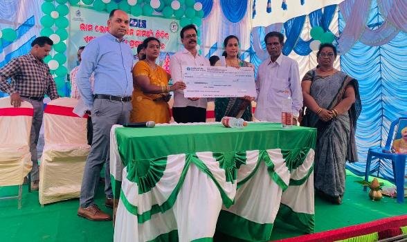 ଖାଣ୍ଡବା ଠାରେ ଭୀମ ଭୋଇ ଭିନ୍ନକ୍ଷମ ସାମର୍ଥ୍ୟ ଶିବିର ଓ ଗ୍ରାମ୍ୟ ମୁଖୀ ପ୍ରଶାସନ ଅନୁଷ୍ଟିତ
