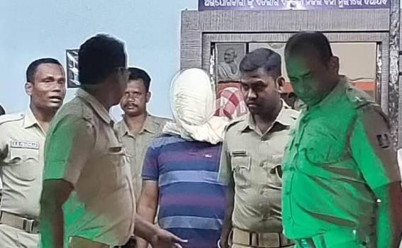 ସିମେଣ୍ଟ ବ୍ୟବସାୟୀ ହତ୍ୟା ଘଟଣା ୨ ଅଭିଯୁକ୍ତ ଗିରଫ୍ : ସୂଚନା ଦେଲେ ଅତିରିକ୍ତ ଏସପି