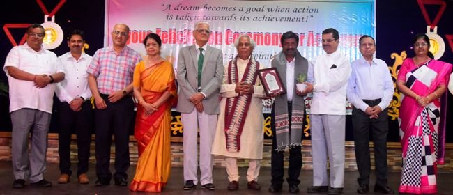 ୨୫ ବର୍ଷର ଯାତ୍ରା କଷ୍ଟ ଦେଇଛି କିନ୍ତୁ ଛାତ୍ରଛାତ୍ରୀ, ସହକର୍ମୀ ଓ ଅଭିଭାବକଙ୍କ ସହିତ ରହିବା ଆନନ୍ଦ ଦେଇଛି : ଡ. ପ୍ରକାଶ