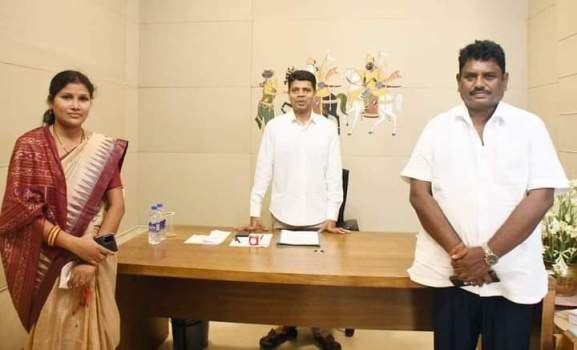 ୫-ଟି ସଚିବଙ୍କୁ ଭେଟିଲେ ଜିଲ୍ଲାପରିଷଦ ଅଧ୍ୟକ୍ଷା ଓ ଉପାଧ୍ୟକ୍ଷ