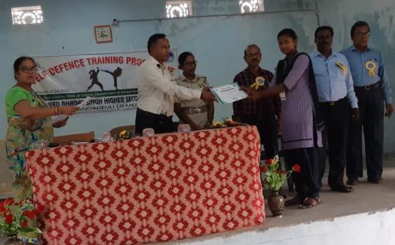 ଆତ୍ମସୁରକ୍ଷା କୌଶଳ ପ୍ରଶିକ୍ଷଣ ଶିବିର ଉଦଯାପିତ