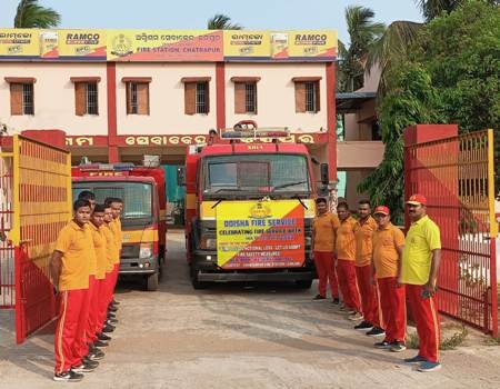 ପରିବା ମାର୍କେଟ ଠାରେ ଅଗ୍ନିଶ୍ରମ ବିଭାଗ ପକ୍ଷରୁ ମକଡ୍ରିଲ ଓ ସଚେତନତା କାର୍ଯ୍ୟକ୍ରମ ଅନୁଷ୍ଠିତ