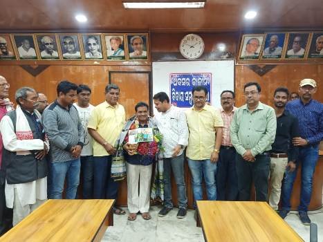ସୂଚନା ଓ ଲୋକ ସମ୍ପର୍କ ବିଭାଗ କର୍ମଚାରୀଙ୍କୁ ଅବସର ସମ୍ବର୍ଦ୍ଧନା