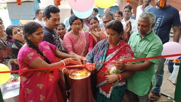 ଉଠା ଦୋକାନୀମାନଙ୍କ ଦ୍ୱାରା ଜଳଛତ୍ର ଉଦ୍‌ଘାଟିତ