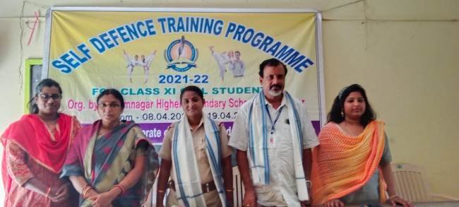 ଛାତ୍ରୀ ଆତ୍ମରକ୍ଷା କୌଶଳ ଶିବିର ଉଦଯାପିତ : ଆତ୍ମରକ୍ଷା କୌଶଳ ପ୍ରଶିକ୍ଷଣ ଛାତ୍ରୀମାନଙ୍କର ରକ୍ଷାକବଚ