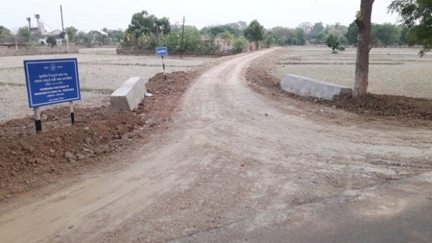 ପ୍ରକଳ୍ପ ସଂପର୍କୀତ ସୂଚନା ନାହିଁ : ଚାଲିଛି ନିମ୍ନମାନର ପ୍ରଧାନମନ୍ତ୍ରୀ ଗ୍ରାମ୍ୟ ସଡକ କାର୍ଯ୍ୟ