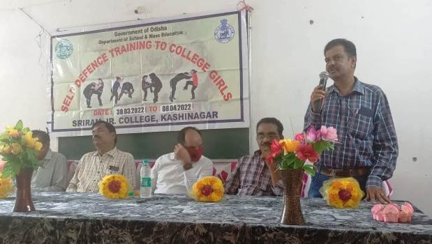 ଆତ୍ମରକ୍ଷା ତାଲିମ ଶିବିର ଉଦ୍‌ଯାପିତ