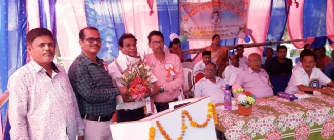 ଶିକ୍ଷାକର୍ମଚାରୀଙ୍କୁ ସମ୍ମାନୀତ କଲା ଜିଲା ଓଷ୍ଟା ସଂଘ