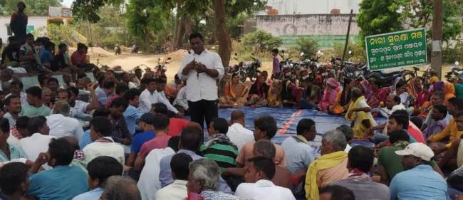 ସୁନ୍ଦରପୁର ଗ୍ରାମରେ ନାରୀ ସୁରକ୍ଷା ମଂଚର ବୈଠକ