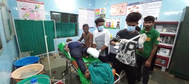 ମାଲବାହୀ ଗାଡ଼ି ଧକ୍କାରେ କାର୍ଯ୍ୟରତ ଶ୍ରମିକର ଗୋଡ଼ କଟିଲା