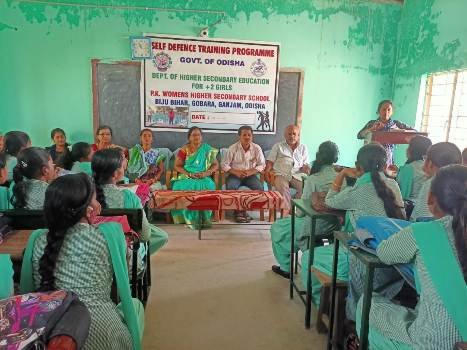 ଛାତ୍ରୀ ଆତ୍ମରକ୍ଷା ପ୍ରଶିକ୍ଷଣ ଉଦଯାପିତ