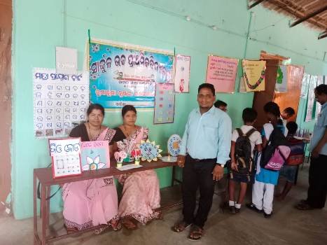 ଡୁମାକୁମ୍ପା କ୍ଳଷ୍ଟର ସ୍ତରୀୟ ଶିକ୍ଷଣ ସାମଗ୍ରୀ ପ୍ରଦର୍ଶନୀ ଅନୁଷ୍ଠିତ