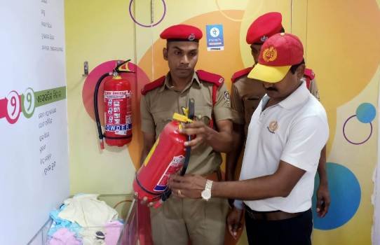 ଛତ୍ରପୁର ରେ ଅଗ୍ନି ଶ୍ରମ ବିଭାଗର କଡାକଡି ଯାଂଚ