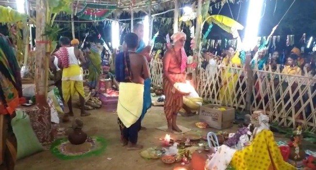 ବାଲିବଣ ନିକଟରେ ଶ୍ରୀ ଶନିଶ୍ଚର ଙ୍କ ମନ୍ଦିର ପ୍ରତିଷ୍ଠା ଓ ବିଶ୍ଵଶାନ୍ତି ମହାଯଜ୍ଞ ର ପୂର୍ଣାହୁତି