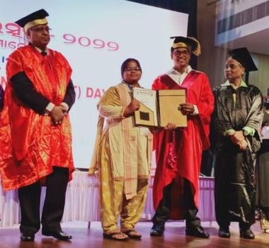 ବିଶ୍ୱବିଦ୍ୟାଳୟ ସ୍ତରରେ ସ୍ଵର୍ଣ୍ଣ ପଦକ ହାସଲ କରି କନ୍ଧମାଳ ର ଗୌରବ ଆଣିଲେ ରୁନିତା ପ୍ରଧାନ