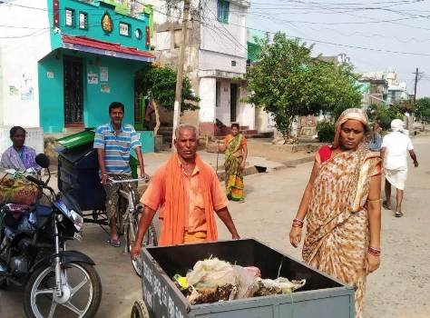 ଗାଁ କଲ୍ୟାଣ ସମିତି ଦ୍ୱାରା ଡ୍ରେନ ଏବଂ ଗ୍ରାମ ରାସ୍ତା ସଫେଇ