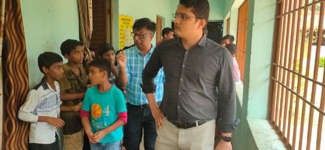 ପ୍ରକଳ୍ପ ନିର୍ଦେଶକ ରଘୁନାଥପୁର ନତୋଜୀ ସୁବାଷ ଚନ୍ଦ୍ର ବୋଷ  ଆବାସିକ ବିଦ୍ୟାଳୟ (ଛାତ୍ରବାସ ) ପରିଦର୍ଶନ