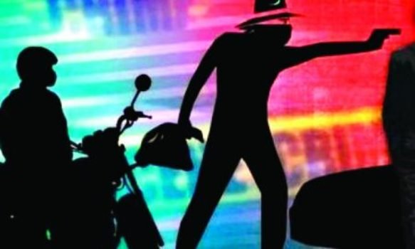 ସକାଳୁ ସକାଳୁ ଅଧ୍ୟାପକଙ୍କ ଘରୁ ଲୁଟିନେଲେ ଲୁଟେରା