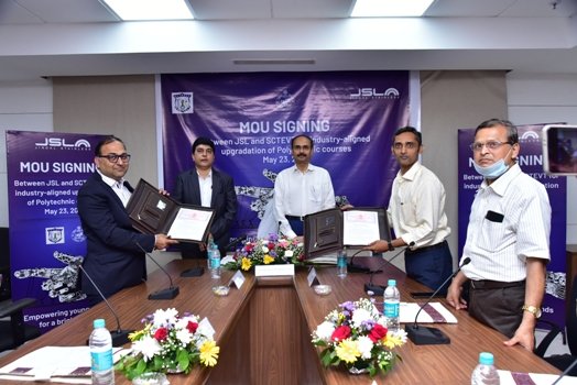 ଜିନ୍ଦଲ ଷ୍ଟେନଲେସ୍ ଓ ଏସ୍‌ ସି ଇ ଟି ଇ ଭି ଟି ମଧ୍ୟରେ ଇସ୍ପାତ ଶିଳ୍ପର ଆଗାମୀ ପ୍ରଫେସନାଲଙ୍କ ତାଲିମ ପାଇଁ ବୁଝାମଣାପତ୍ର ସ୍ୱାକ୍ଷରିତ