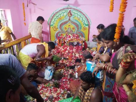 ବନ୍ତ ବ୍ଲକର ବିଭିନ୍ନ ସ୍ଥାନରେ ସାବିତ୍ରୀ ବ୍ରତ ପାଳନ : ସାବିତ୍ରୀ ଆଡିରେ ବ୍ରତଧାରୀଙ୍କ ଭିଡ