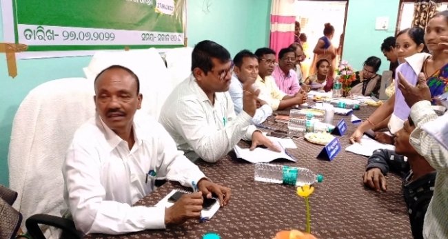 ଗ୍ରାମ୍ୟମୁଖୀ ପ୍ରଶାସନର ଜନ ଅଭିଯୋଗ ଶୁଣାଣି 