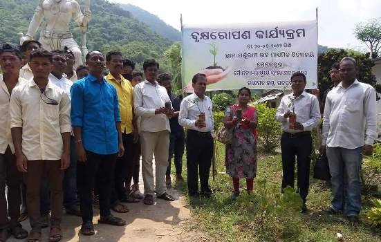 ରାଷ୍ଟ୍ରୀୟ ସ୍ଵୟଂସେବକ ସଂଘ ପକ୍ଷରୁ ବୃକ୍ଷରୋପଣ କାର୍ଯ୍ୟକ୍ରମ ଅନୁଷ୍ଠିତ